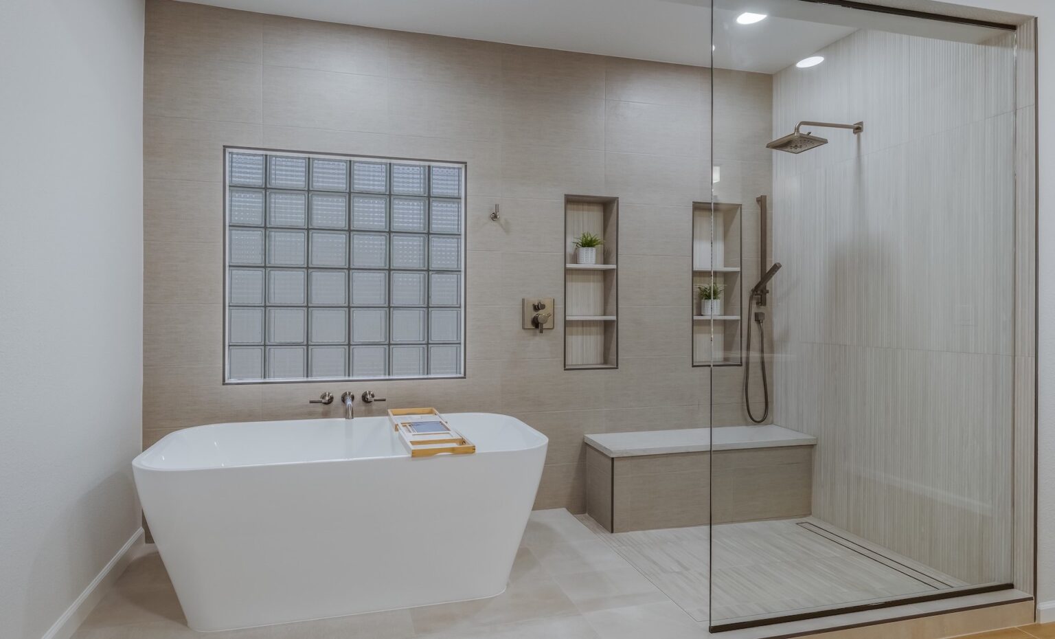 Kate-Steve-bathtub-shower-1-1536x930 Kate Steve bathtub shower 1 1536x930
