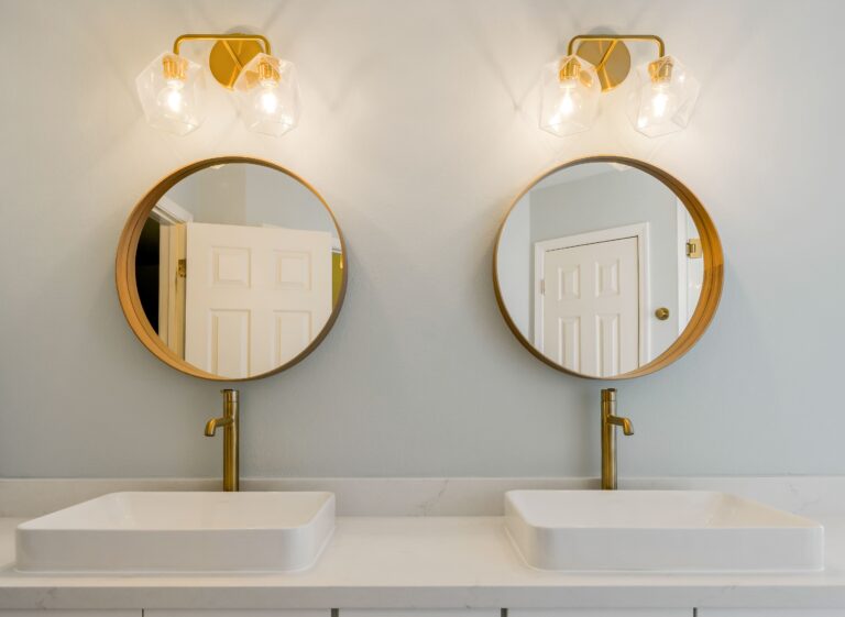 Size It Right: Your Essential Bathroom Mirror Size Guide in Phoenix Arizona