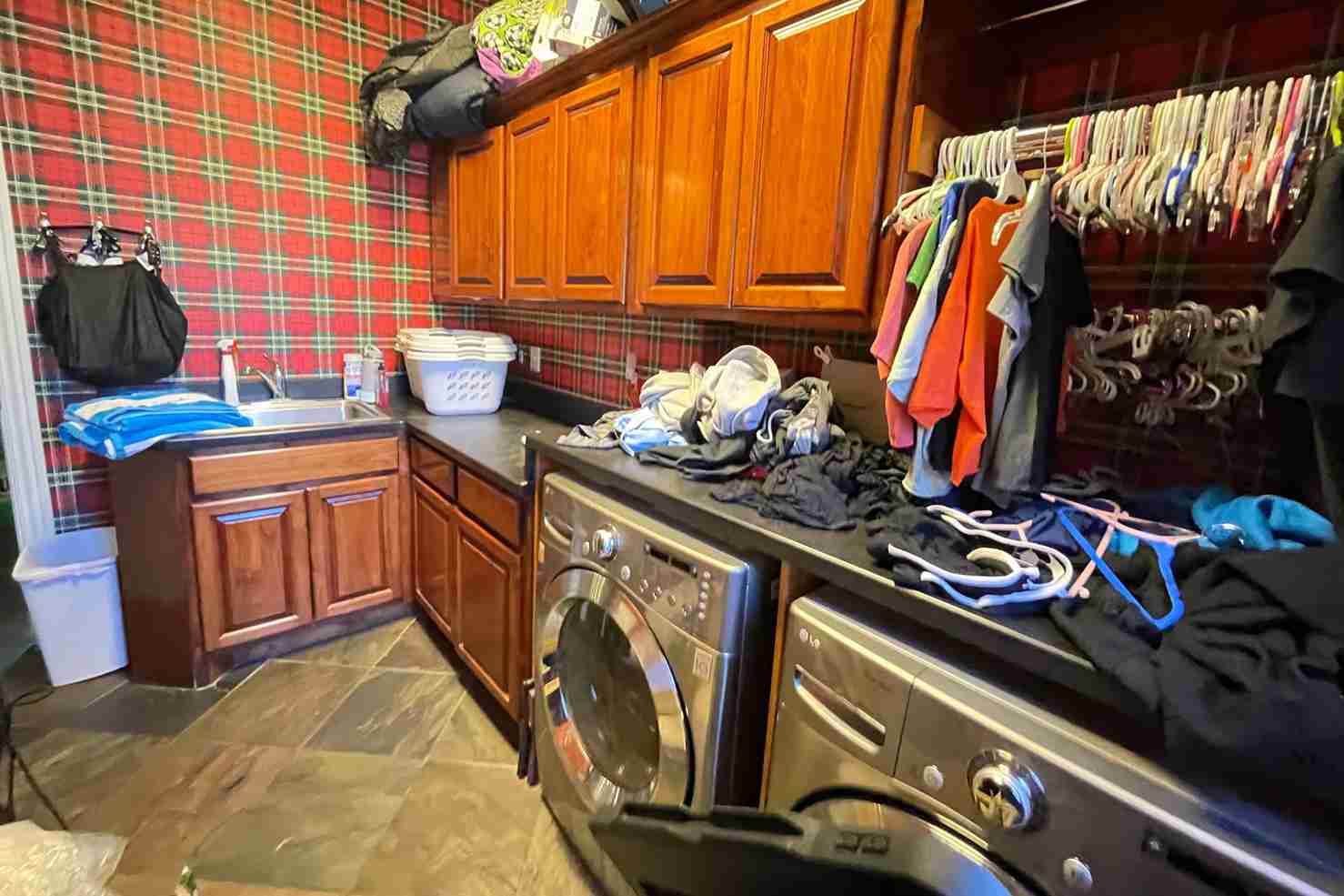 Siene laundry remodel before photos 2