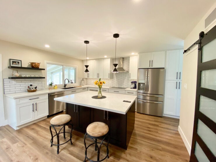 choosing the right kitchen island size