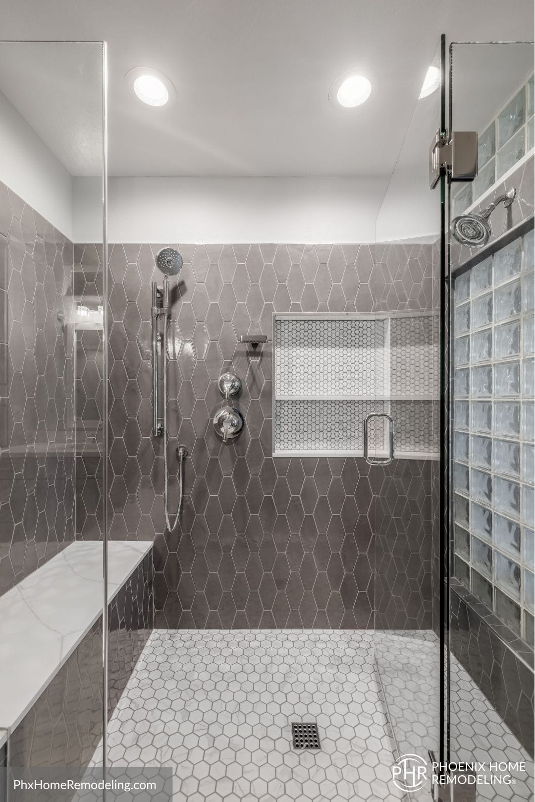 Queen Creek, AZ kitchen and bath remodeling transforms outdated spaces into beautiful, functional rooms. Queen Creek, AZ kitchen and bath remodeling transforms outdated spaces into beautiful, functional rooms.