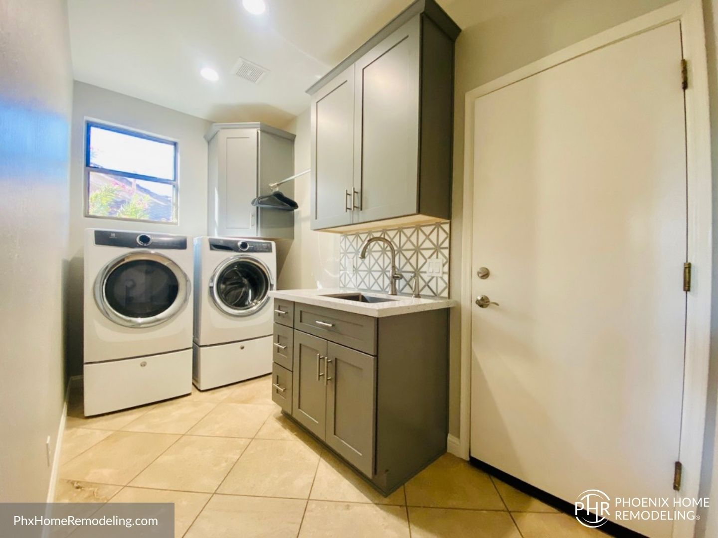 Laundry room remodeling in Queen Creek, AZ turns a basic utility area into a stylish, useful space. Laundry room remodeling in Queen Creek, AZ turns a basic utility area into a stylish, useful space.