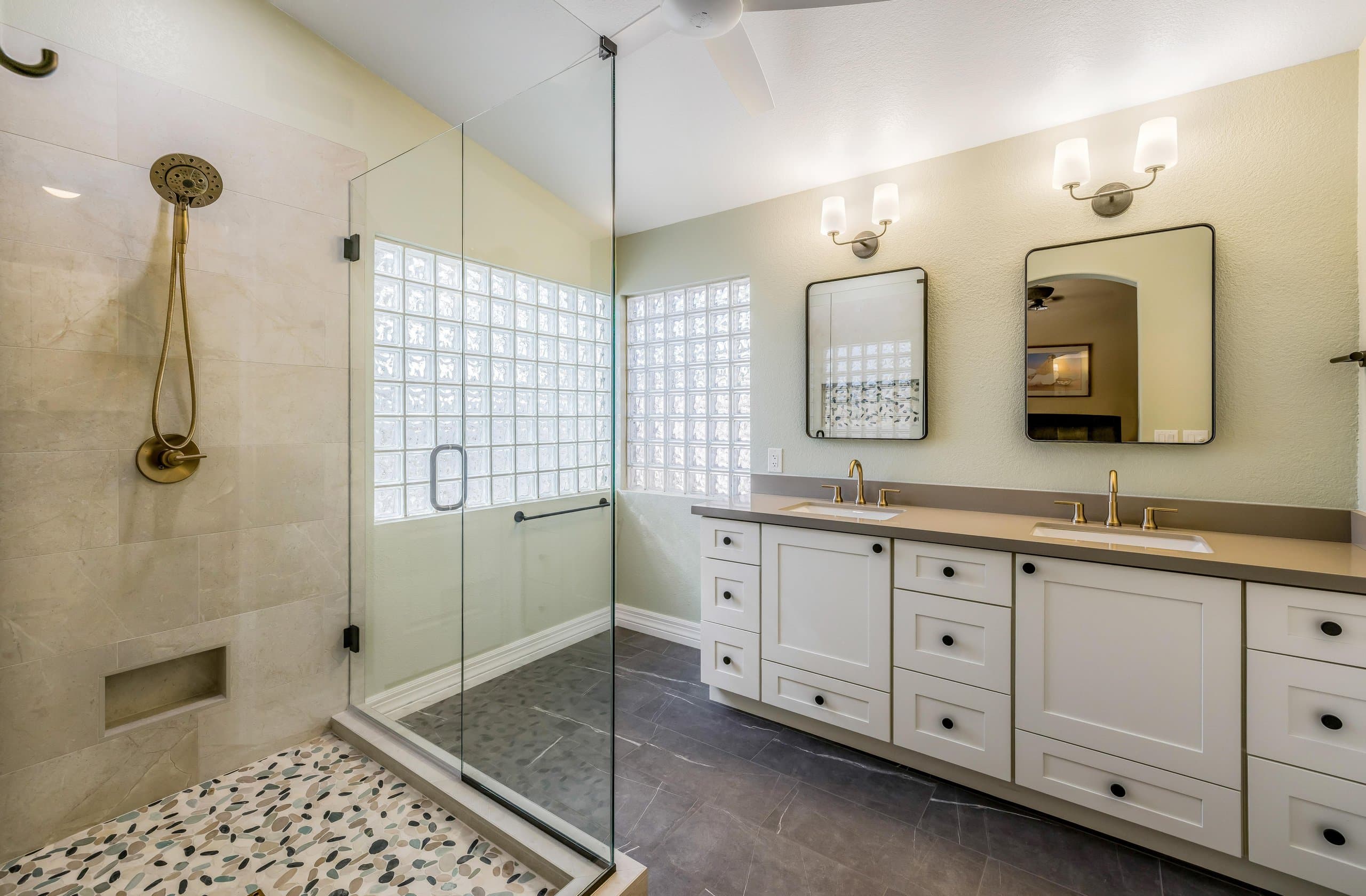 master-bathroom-size-scaled-1-1 master-bathroom-size-scaled-1-1
